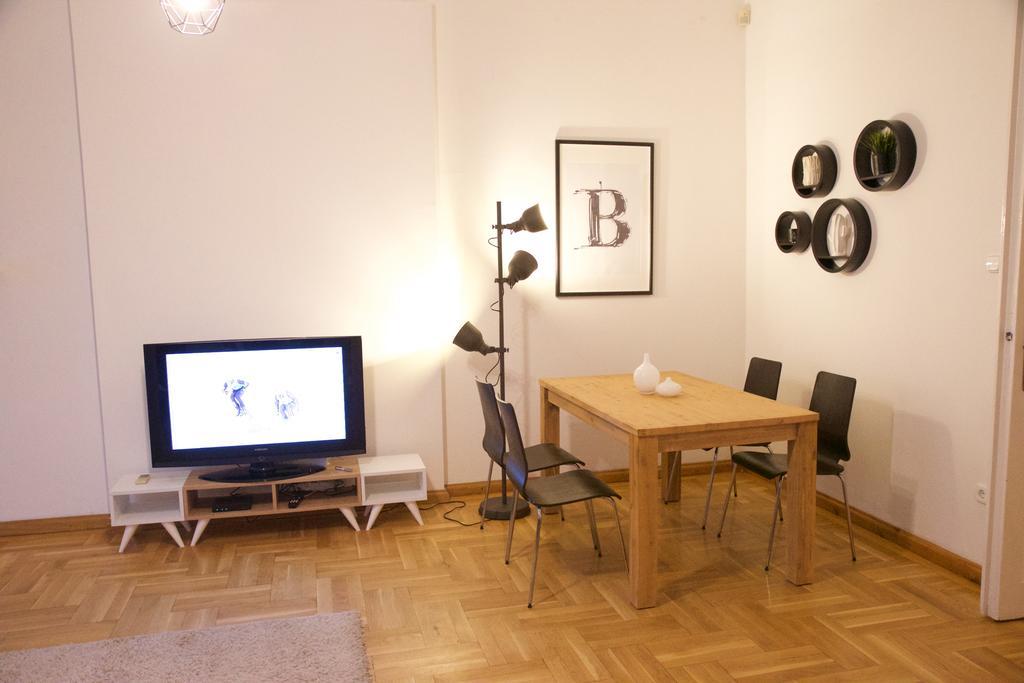 Five Season's Apartman